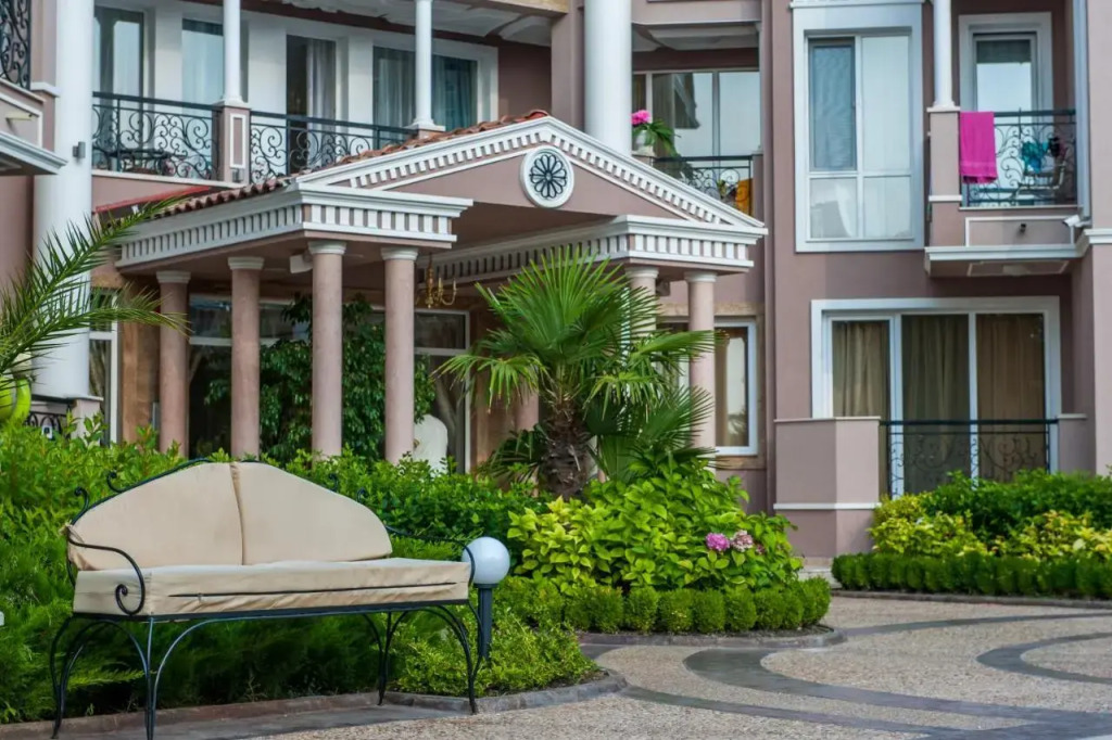 Izida Palace Apartments