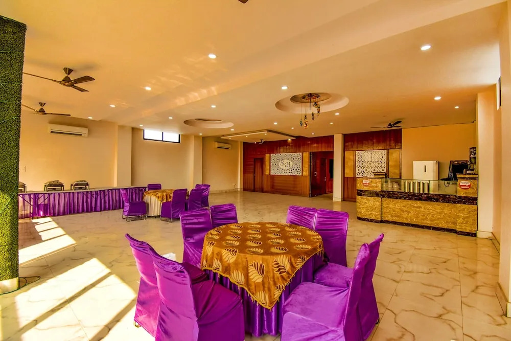 FabHotel Sumanglam