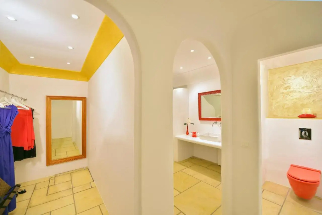 Absolute Bliss Imerovigli Suites