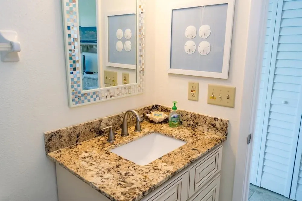 Cove at Sandy Pointe Unit 205a