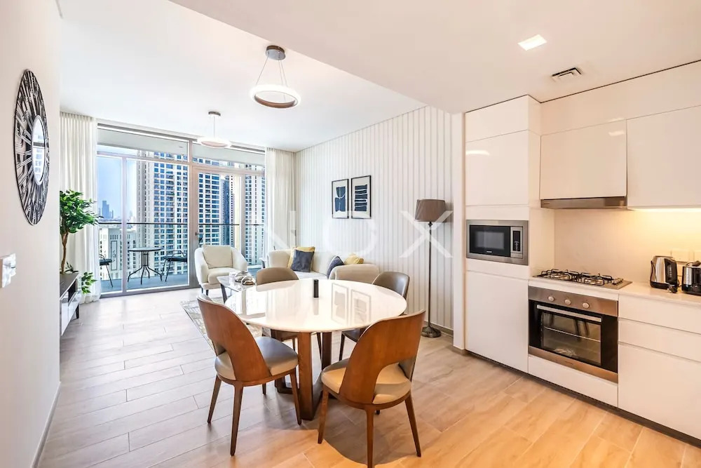 Modern 1BR 15th Floor Palace Residence