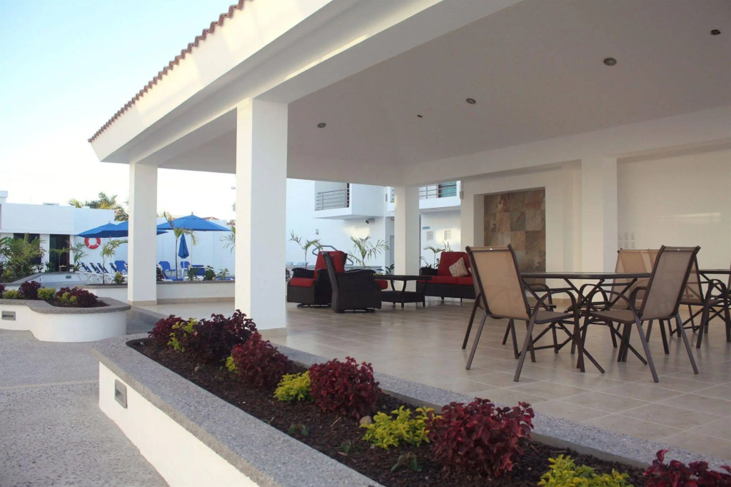 MARENA Suites & Apartments