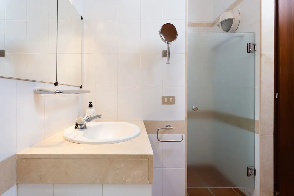 Beach Life Apartment, Exclusive Seafront Triplex