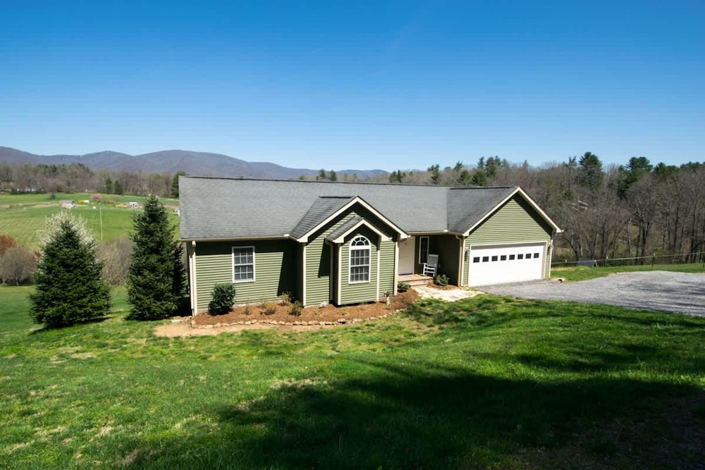 Scenic 4BR w Deck Farm Views Near Asheville