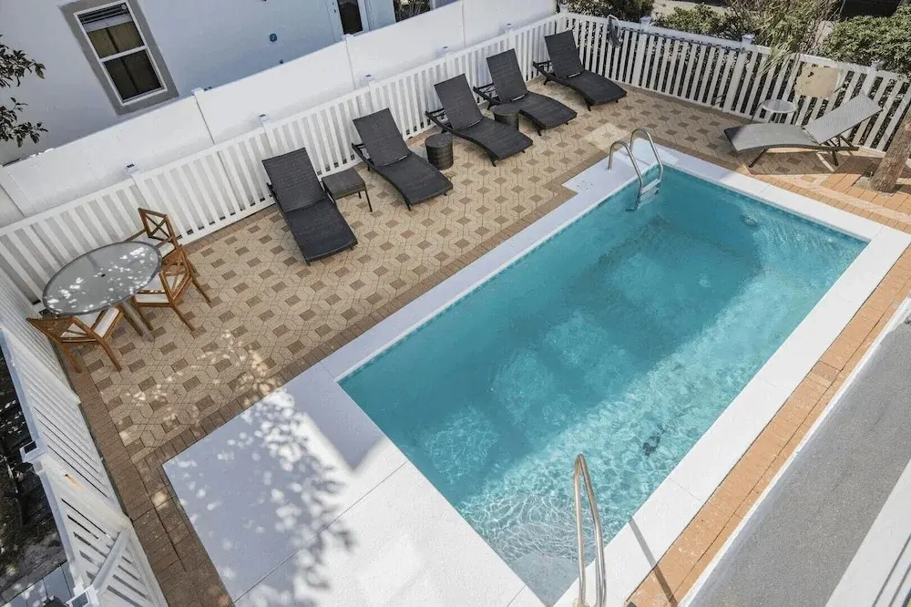 30A Beach Music by Avantstay Pool w/ Gulf Views Golf Cart