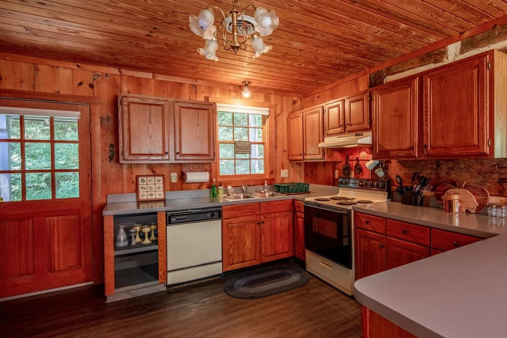 Riverfront Pioneer Cabins LLC