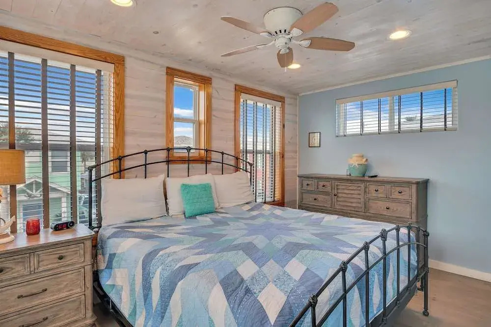 Island Fever by Silver Sands Vacation Rentals