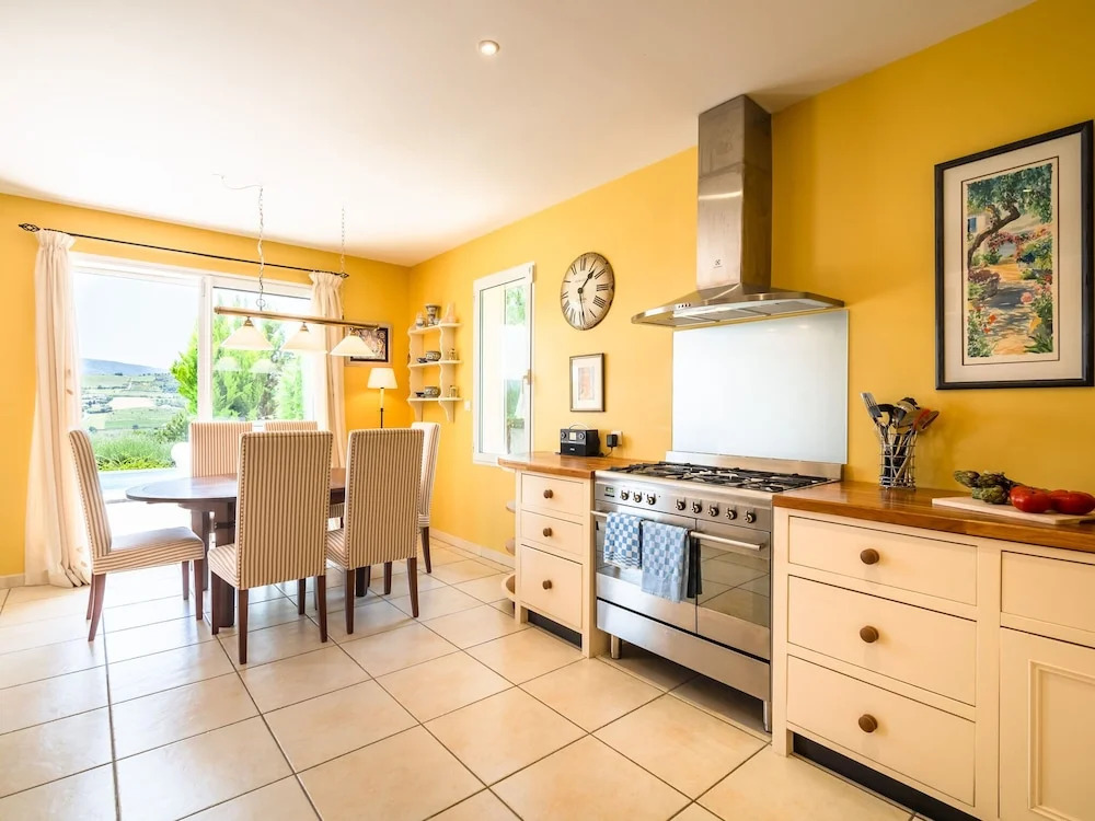 Villa in Limoux with Private Pool & Mountain Views