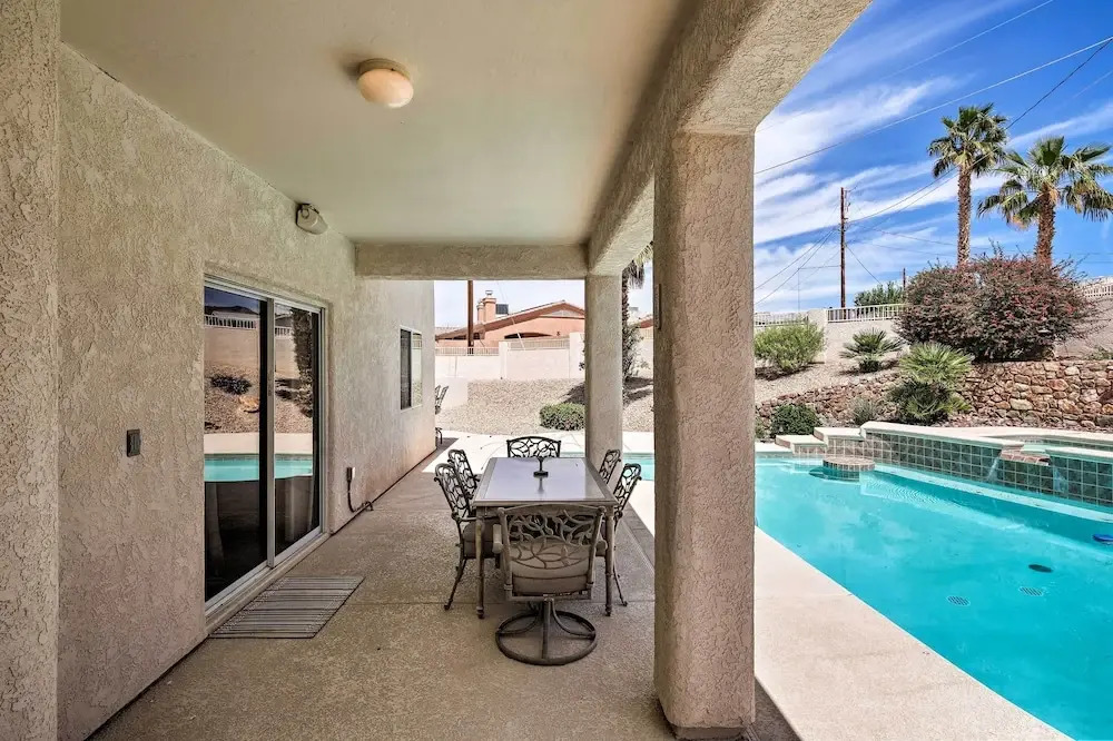 Elegant Lake Havasu Getaway w/ Pool - 3 Mi to Lake