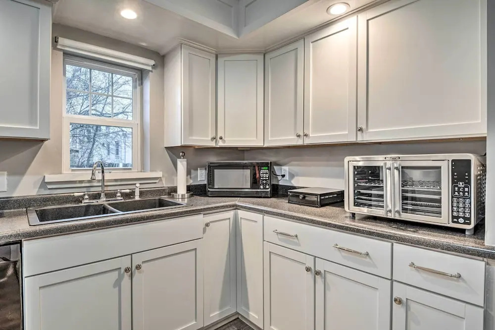Charming Greencastle Home u003c 1 Mi to DePauw