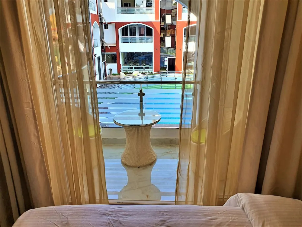 Hotel Shanti Solitaire, Arpora