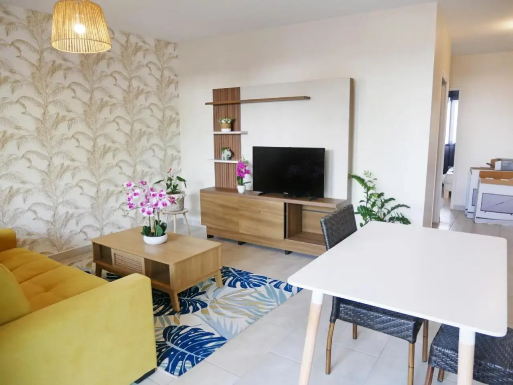 Tropical Suites