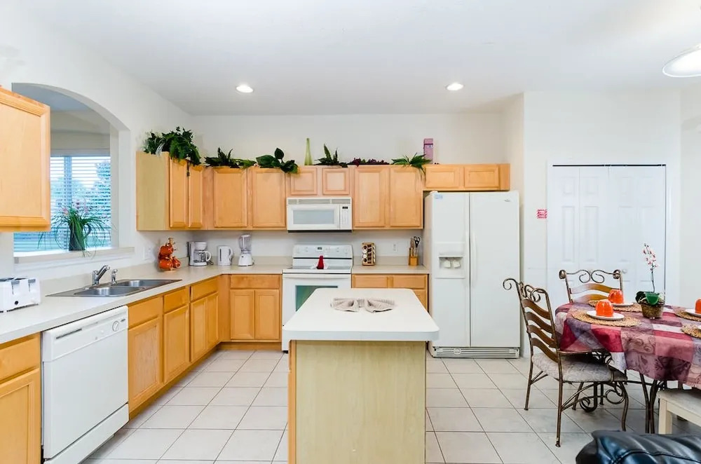 Ovm648 - Emerald Island - 7 Bed 4 Baths Villa