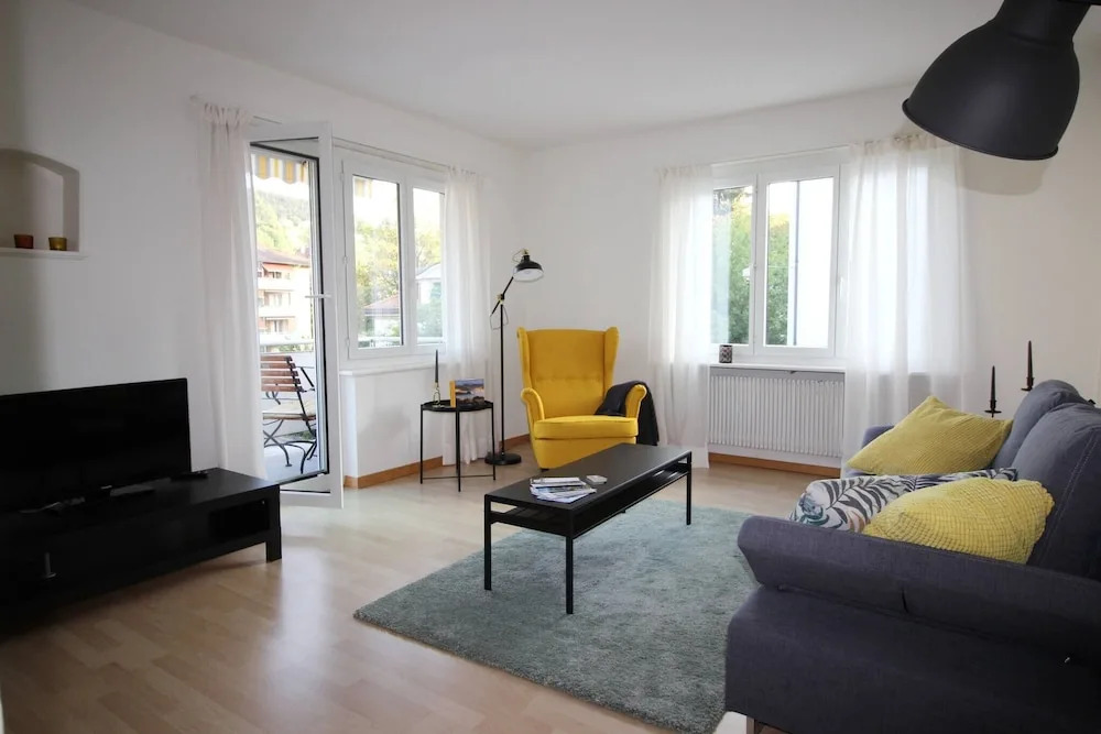 Casa Schilling- 2,5 Rooms With Balcony Near Hospital, University