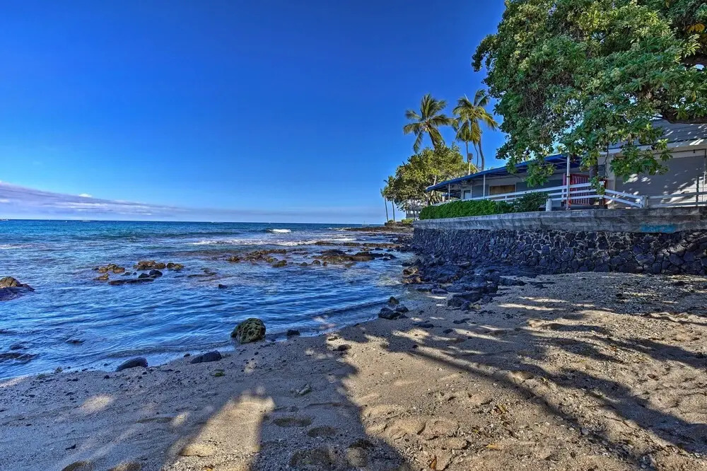 Kailua Studio w/ Pool Access & Garden Views!