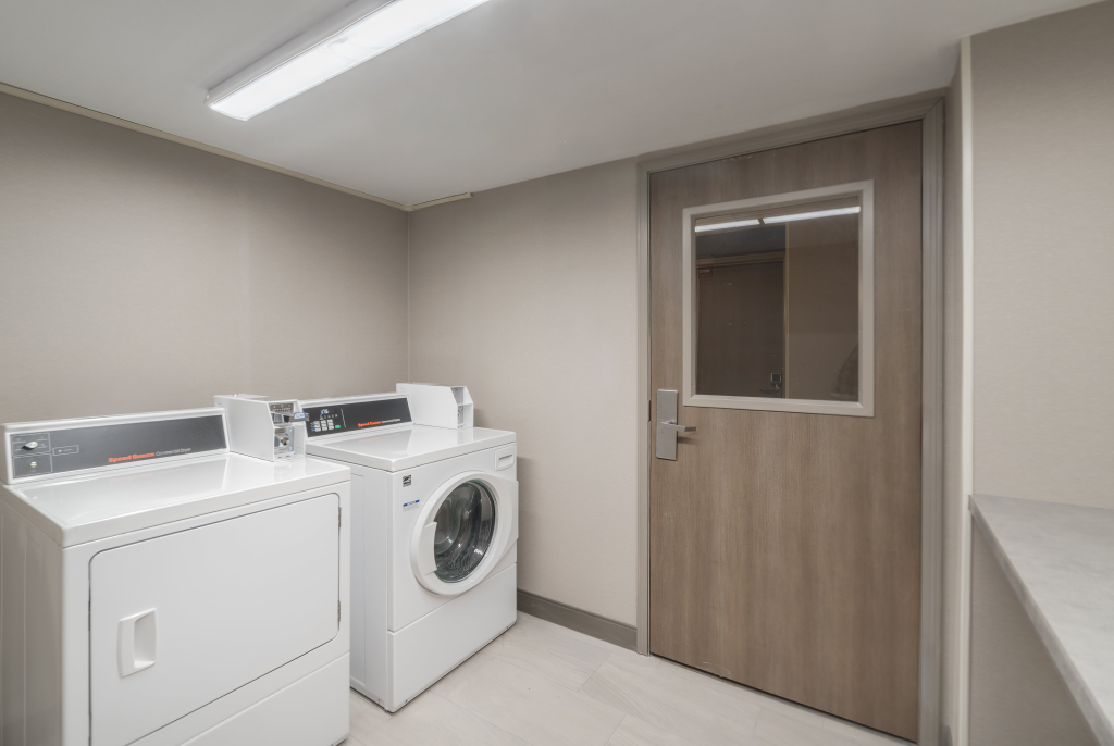 Holiday Inn Express & Suites Bozeman West by IHG