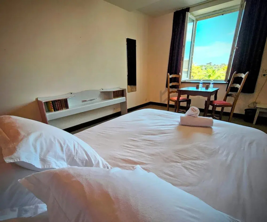 Le conquérant - chambres meublées - Barfleur