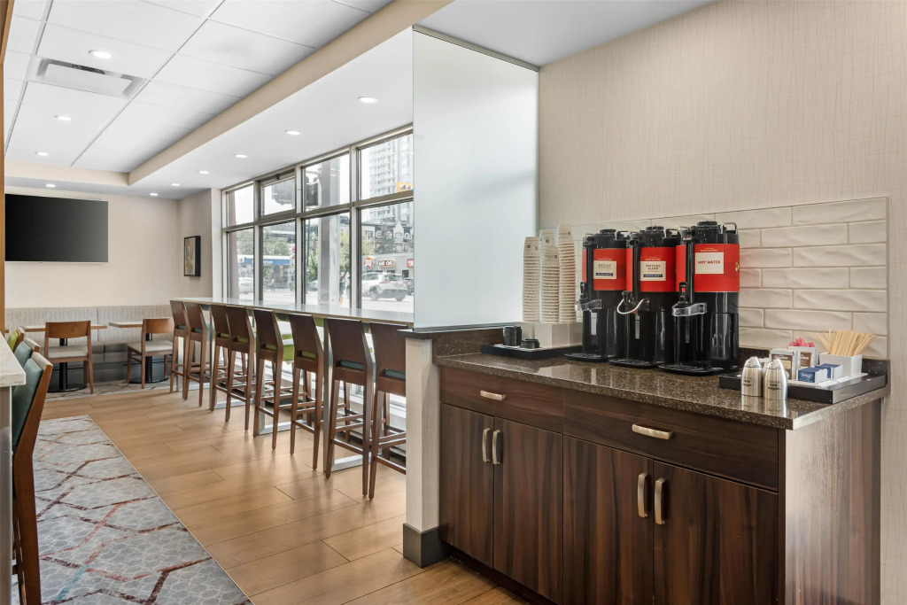 Best Western Plus Suites Downtown Calgary