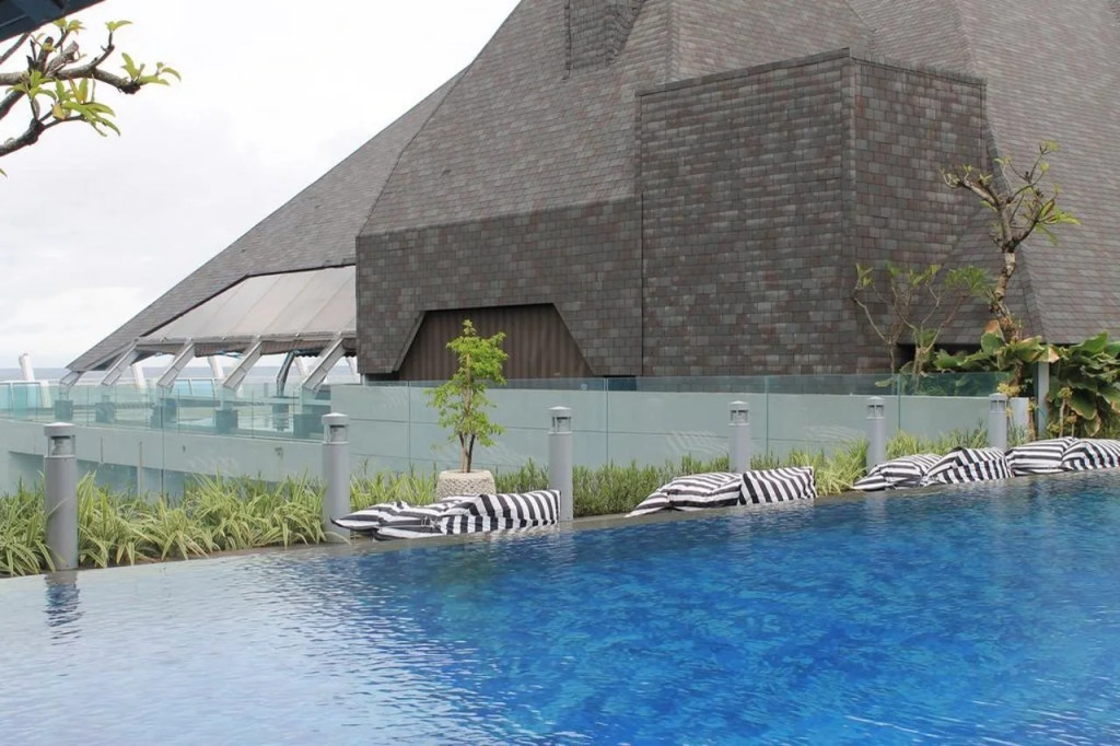 The Kuta Beach Heritage Hotel