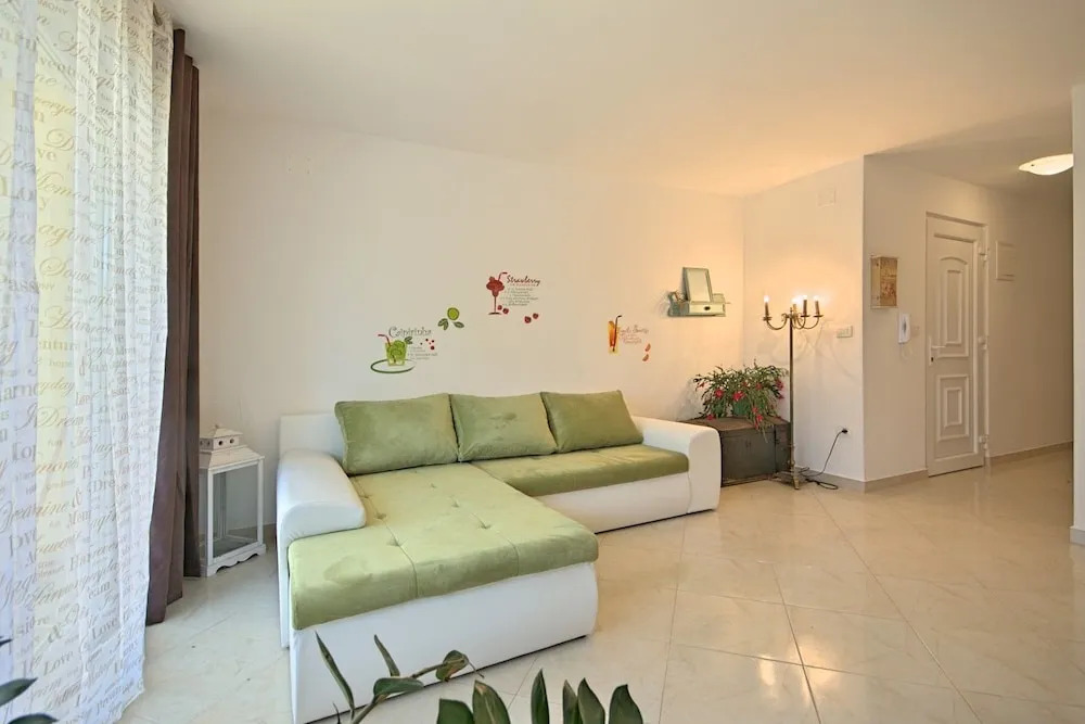 Apartment Zlatna