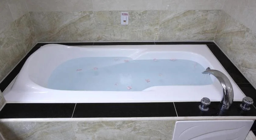 Utopia Holiday Hotel
