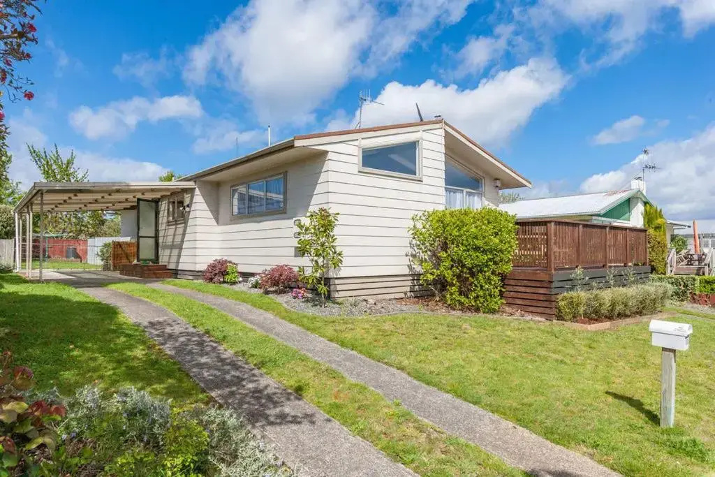 Wendy’s Bach - Taupo Holiday Home