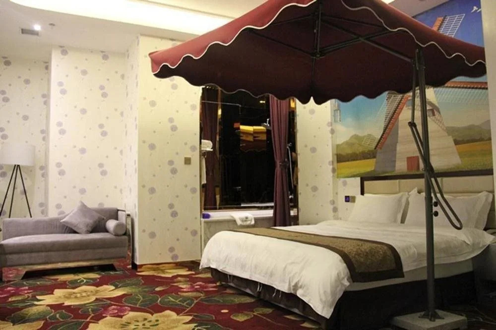 aina hotel(洛阳爱纳艺术酒店)