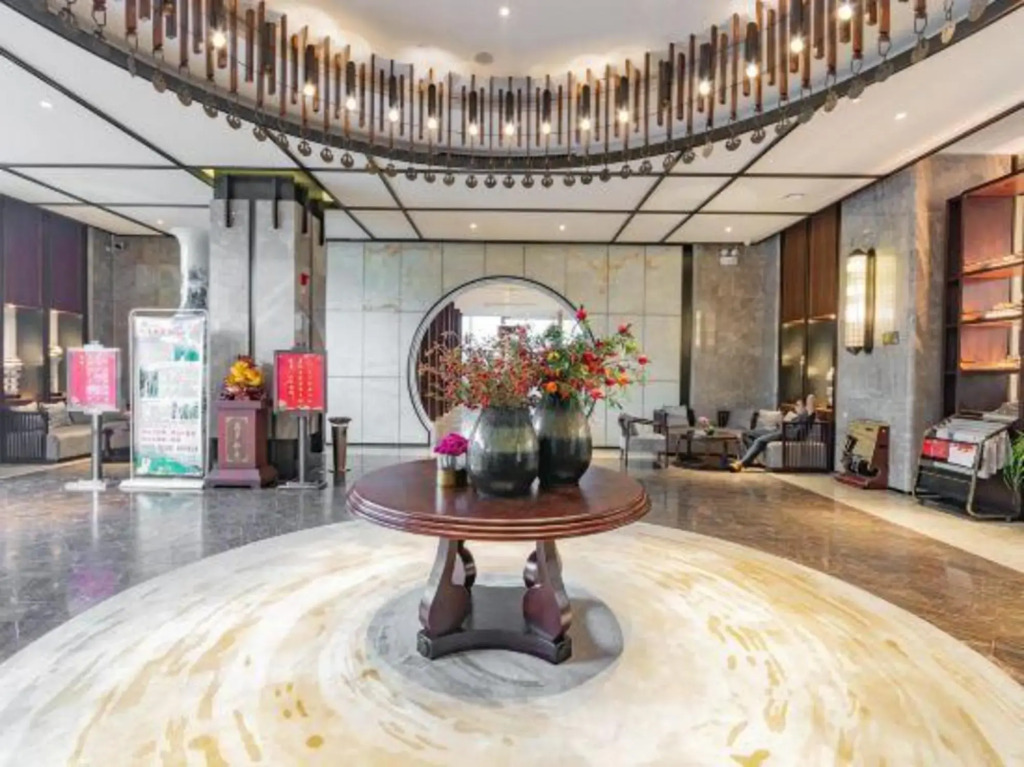 Tianxiachan Binjiang Hotel