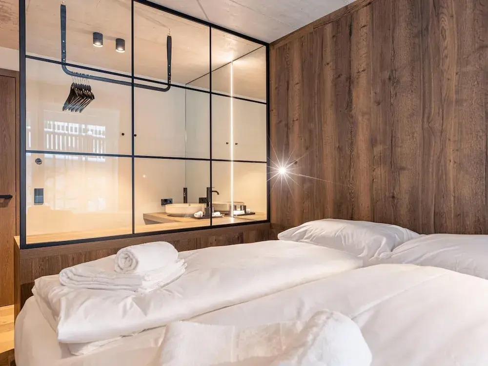 Premium Holiday Apartment With Sauna and Garden