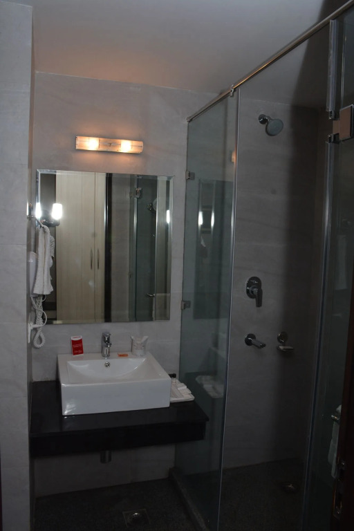 Hide Away Suites