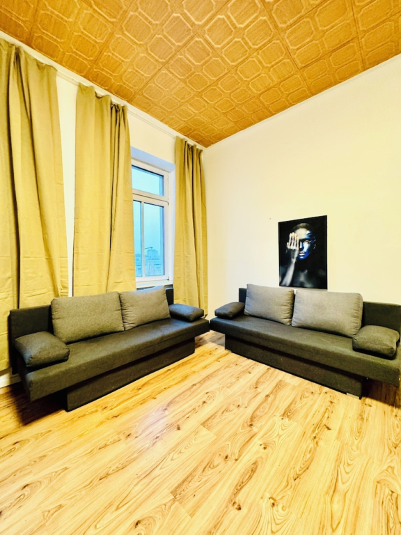 Modern Studio for 3 Near FAC Platz