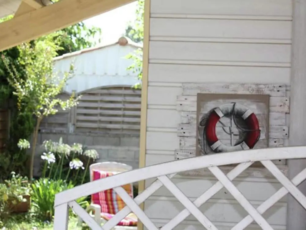 Stylishly Furnished House With Garden 7-minute Walk From the Beach
