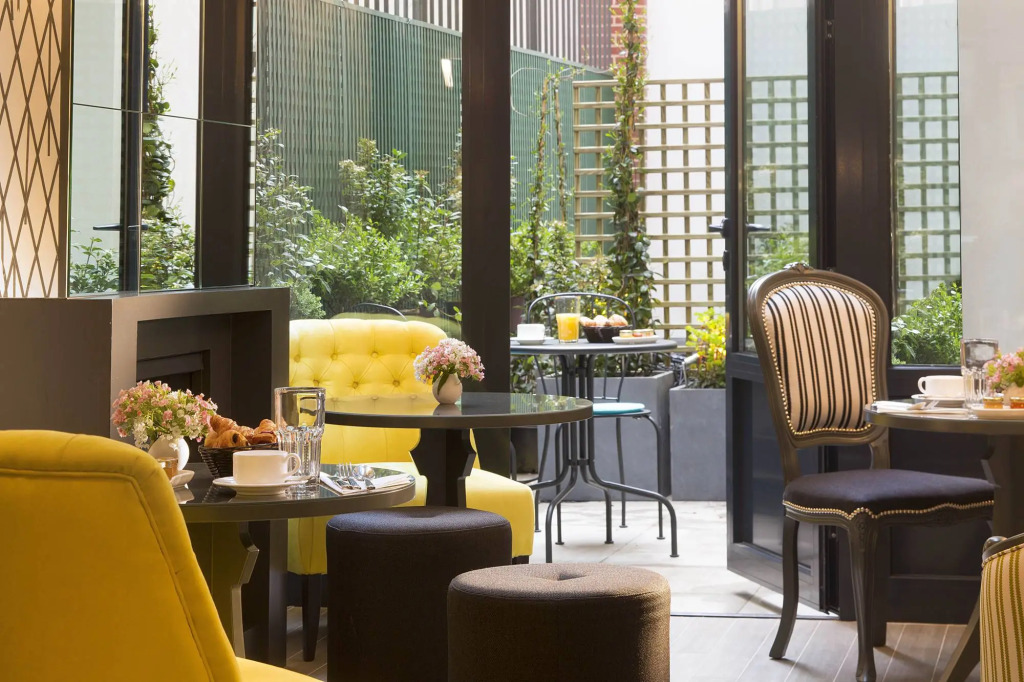 Les Plumes Hotel