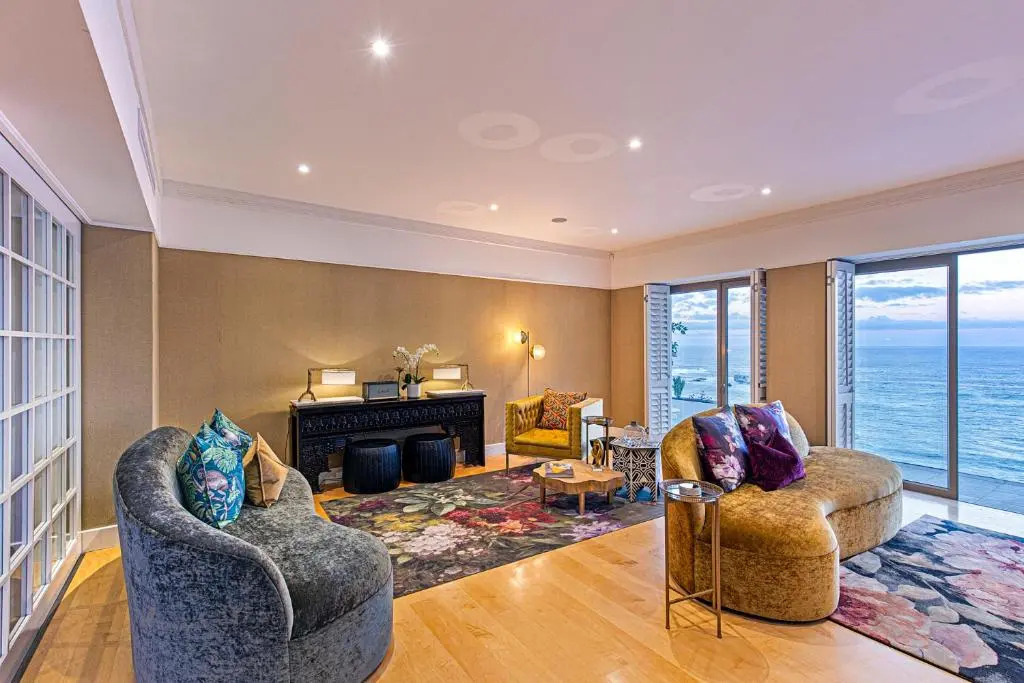 Clifton YOLO Spaces - Clifton Mansion Villa