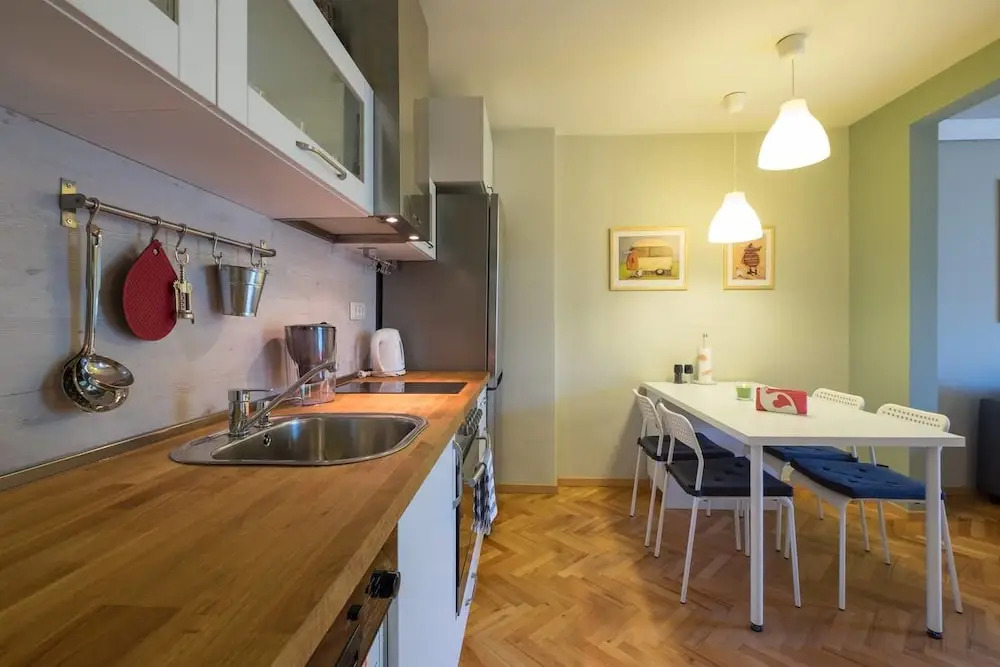 Fm Premium 1 Bdr Apartment Funky Design