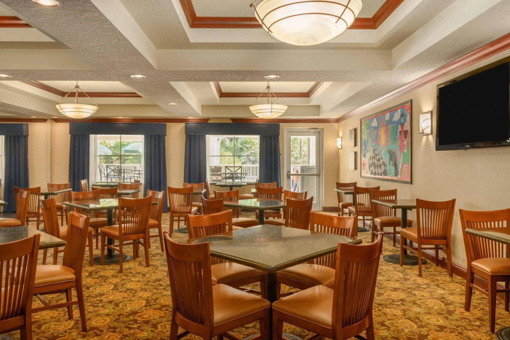 Country Inn & Suites by Radisson, Port Orange-Daytona, FL