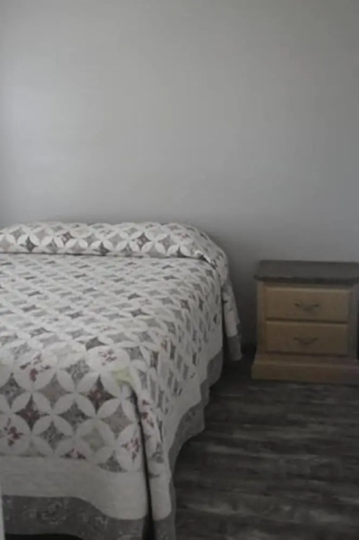 Blue Spruce Motel