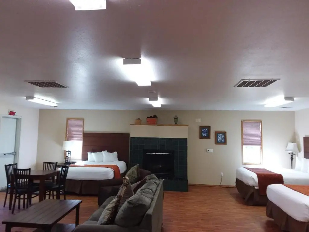 Nisqually Lodge