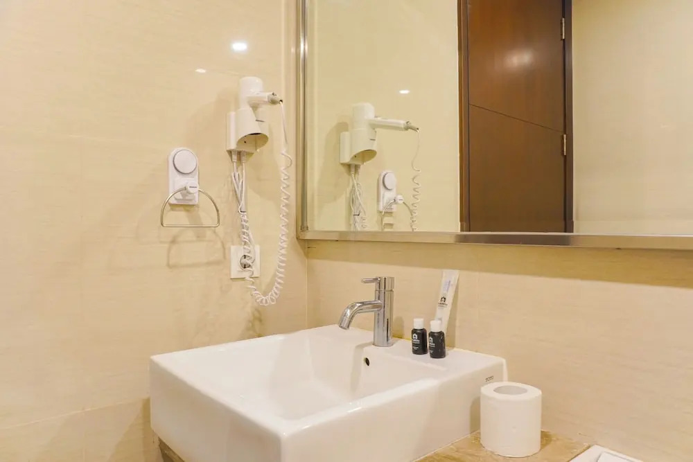 Nice And Warm 2Br Apartment Casa Grande Residence