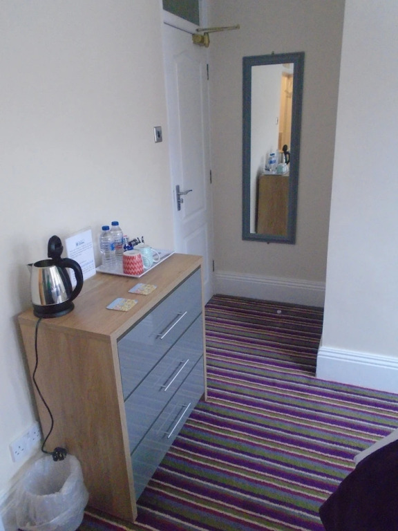 Cherwood Guest House