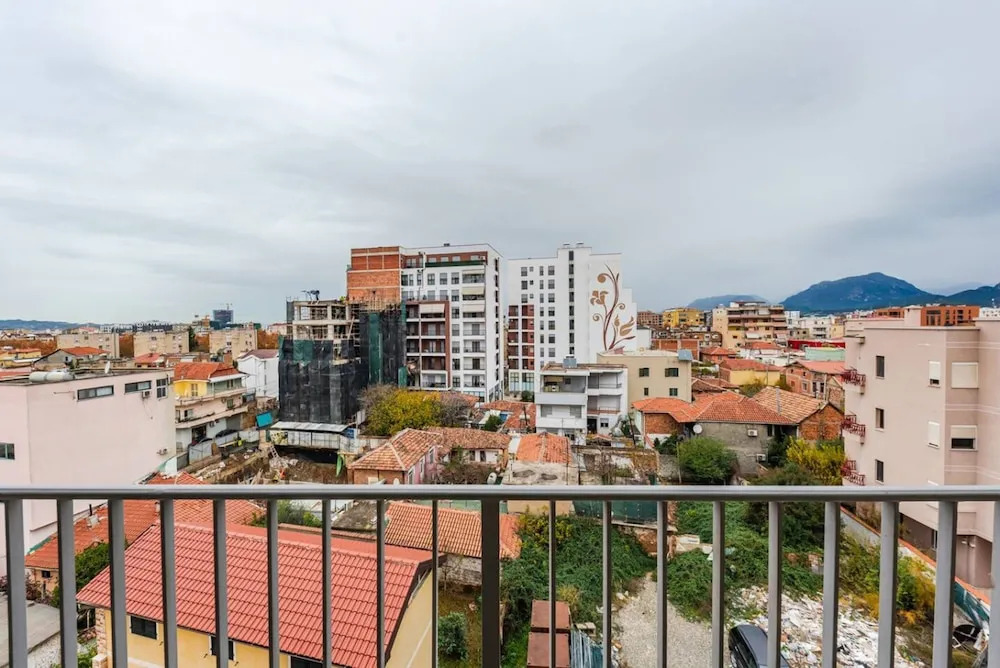 The Teal Spot Balcony View Apartment