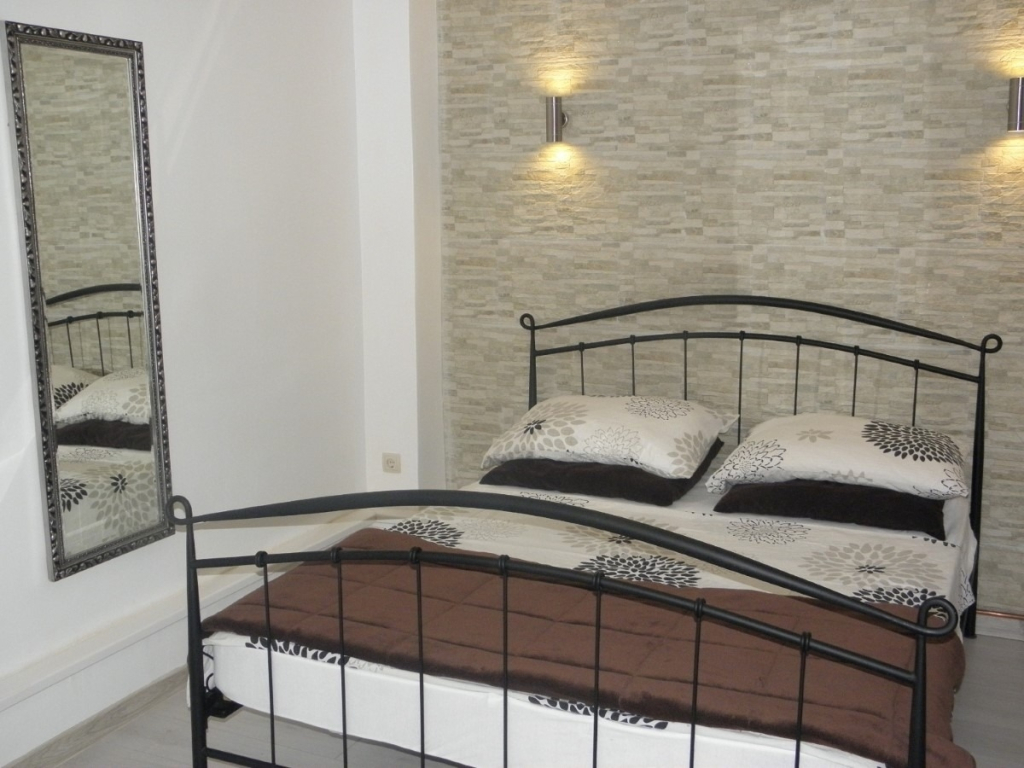 Studio apartment Magda - free parking SA5 Trogir, Riviera Trogir