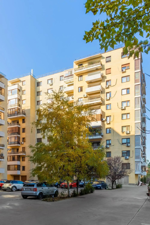 Lovely apartment with view and free parking