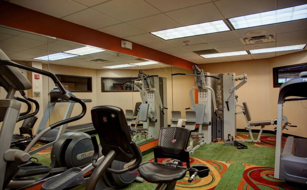 Country Inn & Suites by Radisson, Tyler University Area