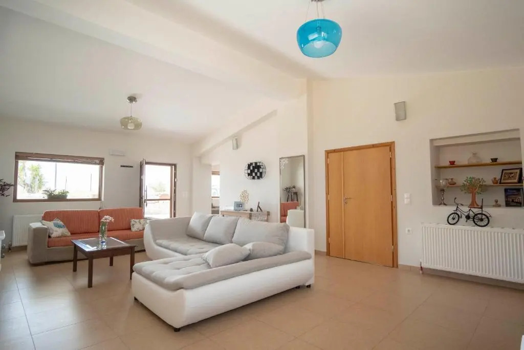 Stelios Villa