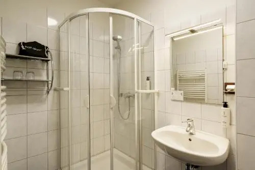 Hotel garni "Alte Warener Zeitung"