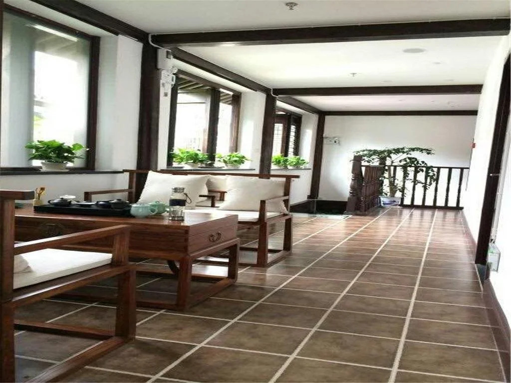 RuTang Inn