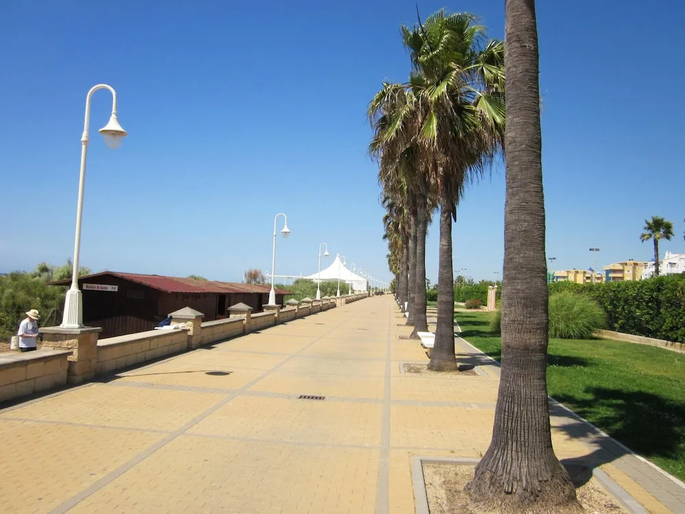 Apartment With 2 Bedrooms in Islantilla, With Wonderful Mountain View,