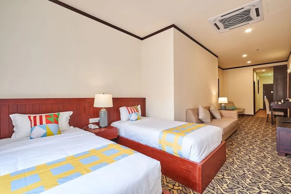 OYO Home 89377 The Platinum Suites