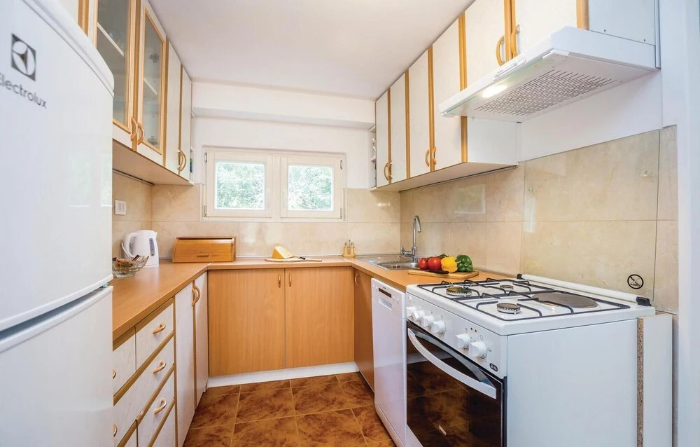 Beautiful Home In Omisalj